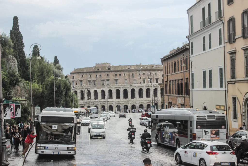 how to go from the airport to rome city taxi rate