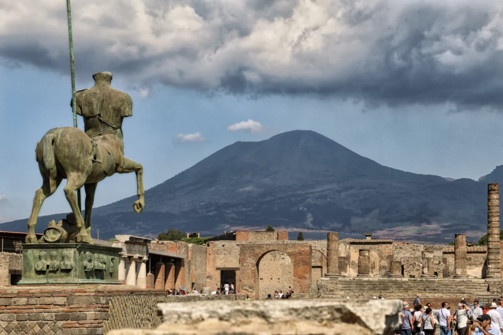 vesuvius guided tour from naples italy